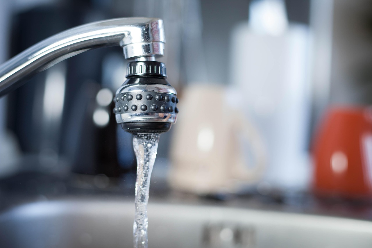 faucet with running water